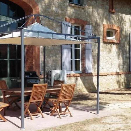 Holiday home Les Tamaris *